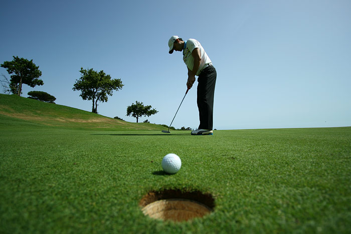 What to get someone who loves golf